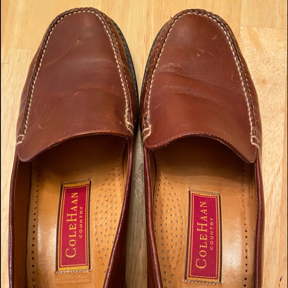 Cole Haan leather slip on country shoe, Size 7b.